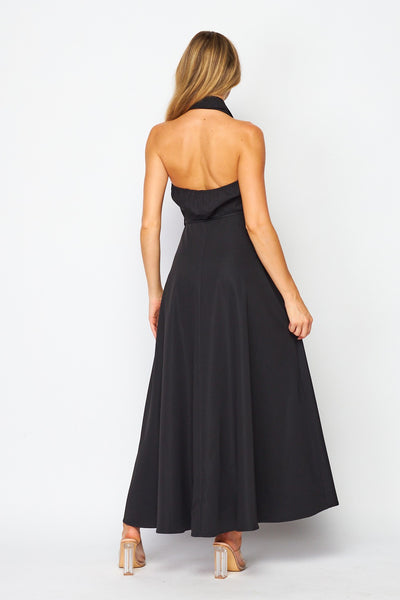 Sleeveless halter maxi dress