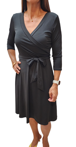 Black solid ity wrap knee length dress