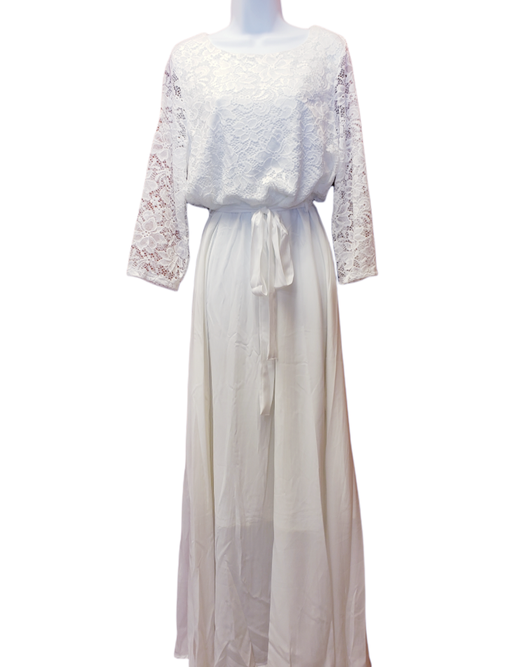 Off white lace top maxi dress. Plus Size