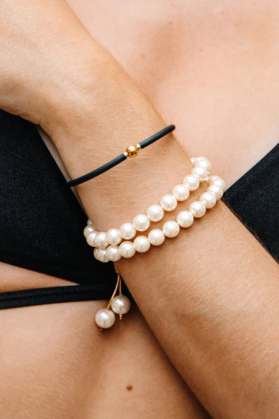 Pearl 8 mm adjustable bracelet. 18k goldfilled