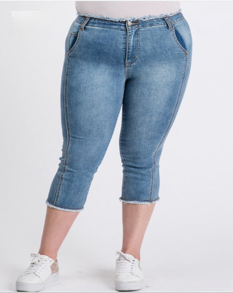 Denim blue capri pant. Plus size