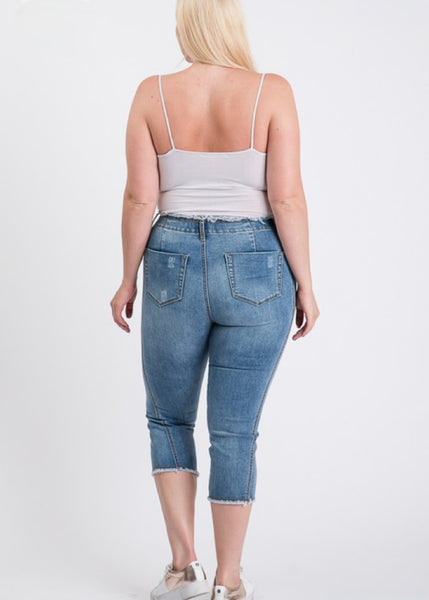 Denim blue capri pant. Plus size