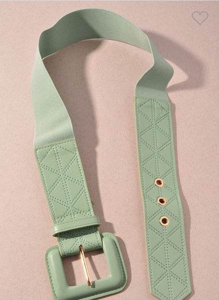 Elastic belt with square buckle