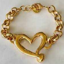 Tucco gold bracelet with heart silhouette shape